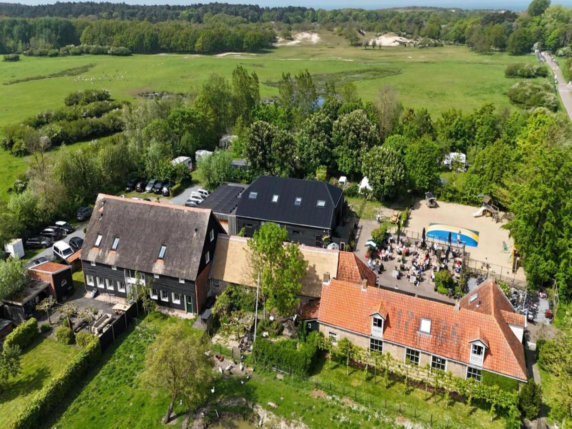 Cozy Holiday Home In Vrouwenpolder Close To The Beach Exterior foto